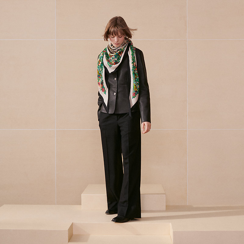Passades et Serpentines giant triangle | Hermès Mainland China